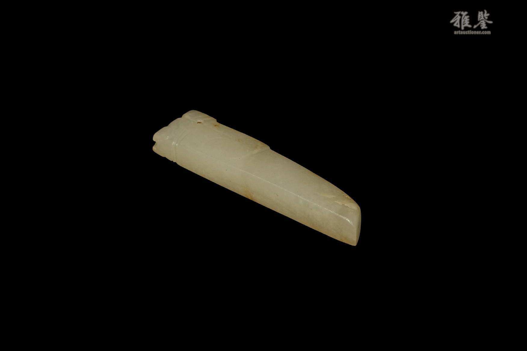 商代白玉虫饰